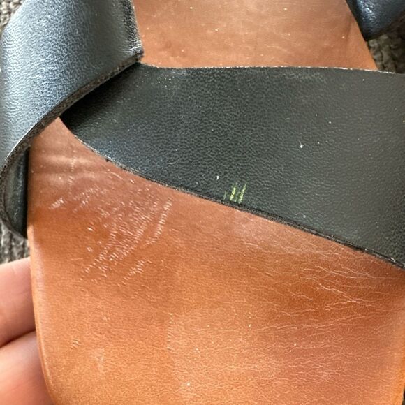 Indigo Rd. Black Sandals Size 7 Simple Classic - Picture 3 of 7